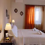 Villa Rosa Garden House