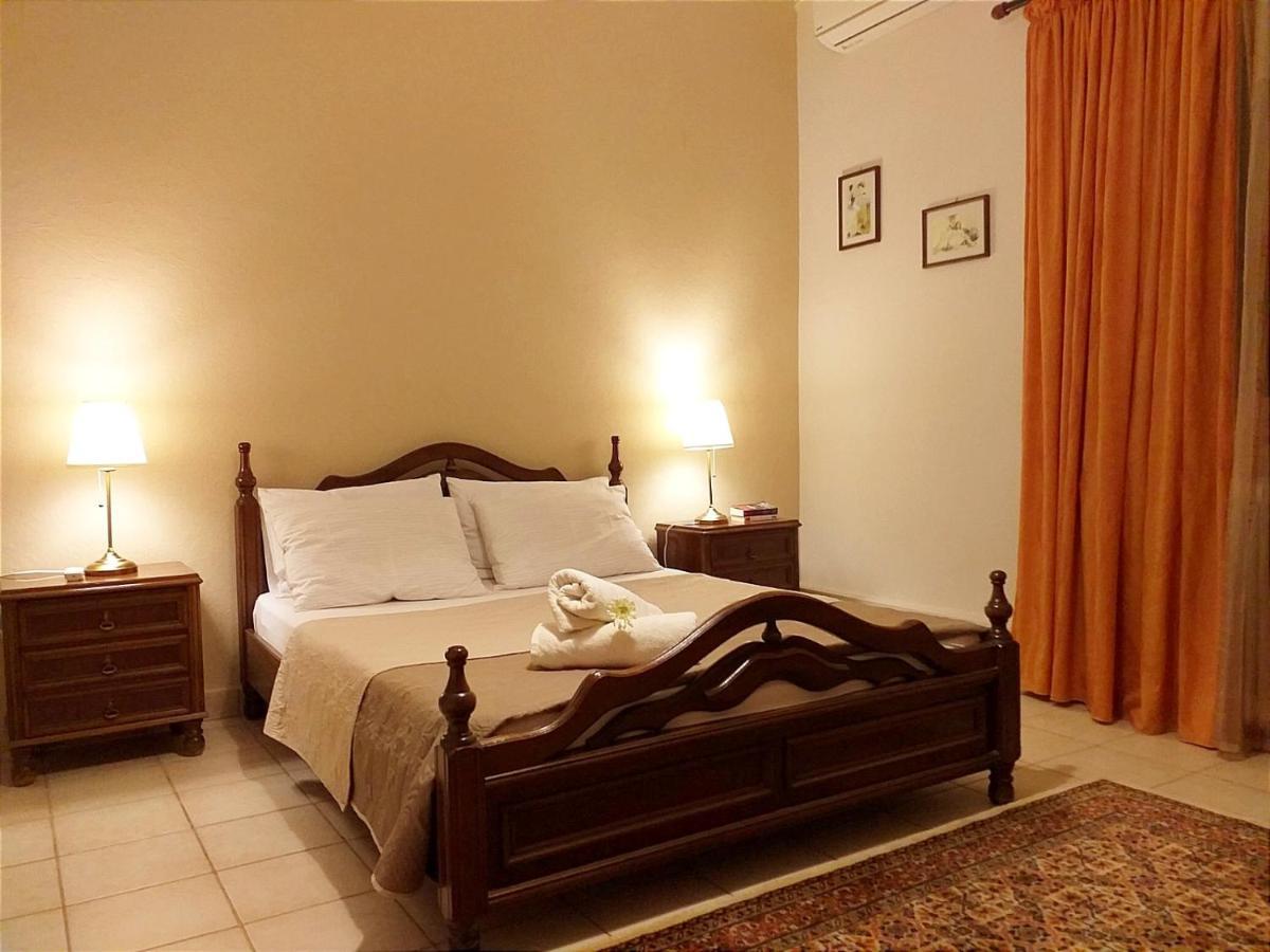 Apartment Rosa Garden House *