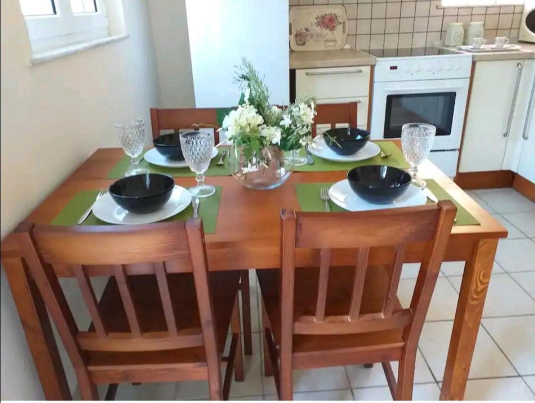 Rosa Garden House Apartment